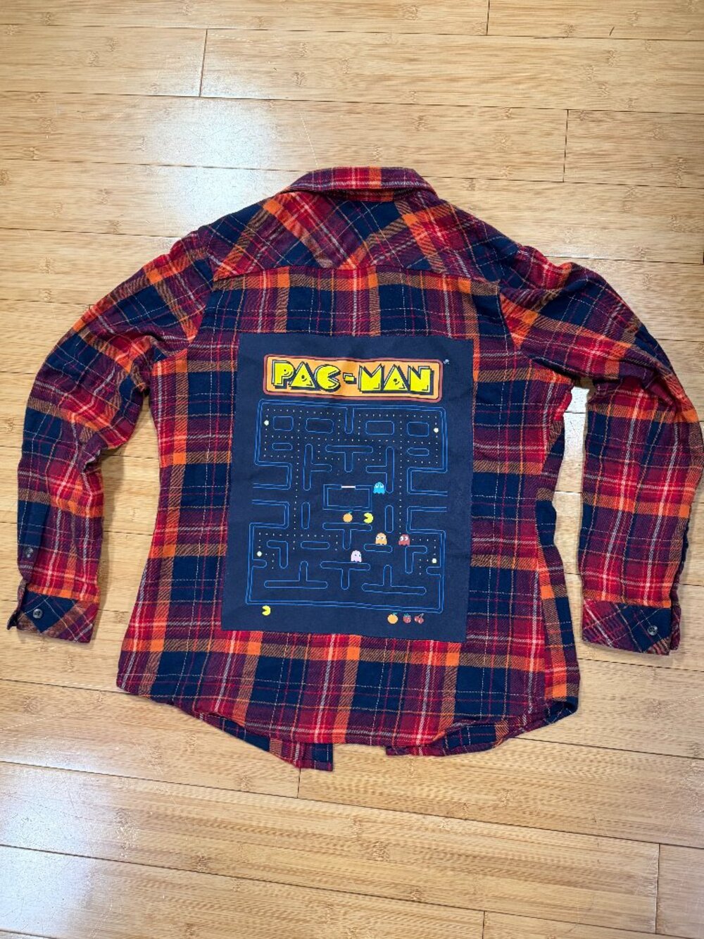 Upcycled Pacman Flannel, sz M
